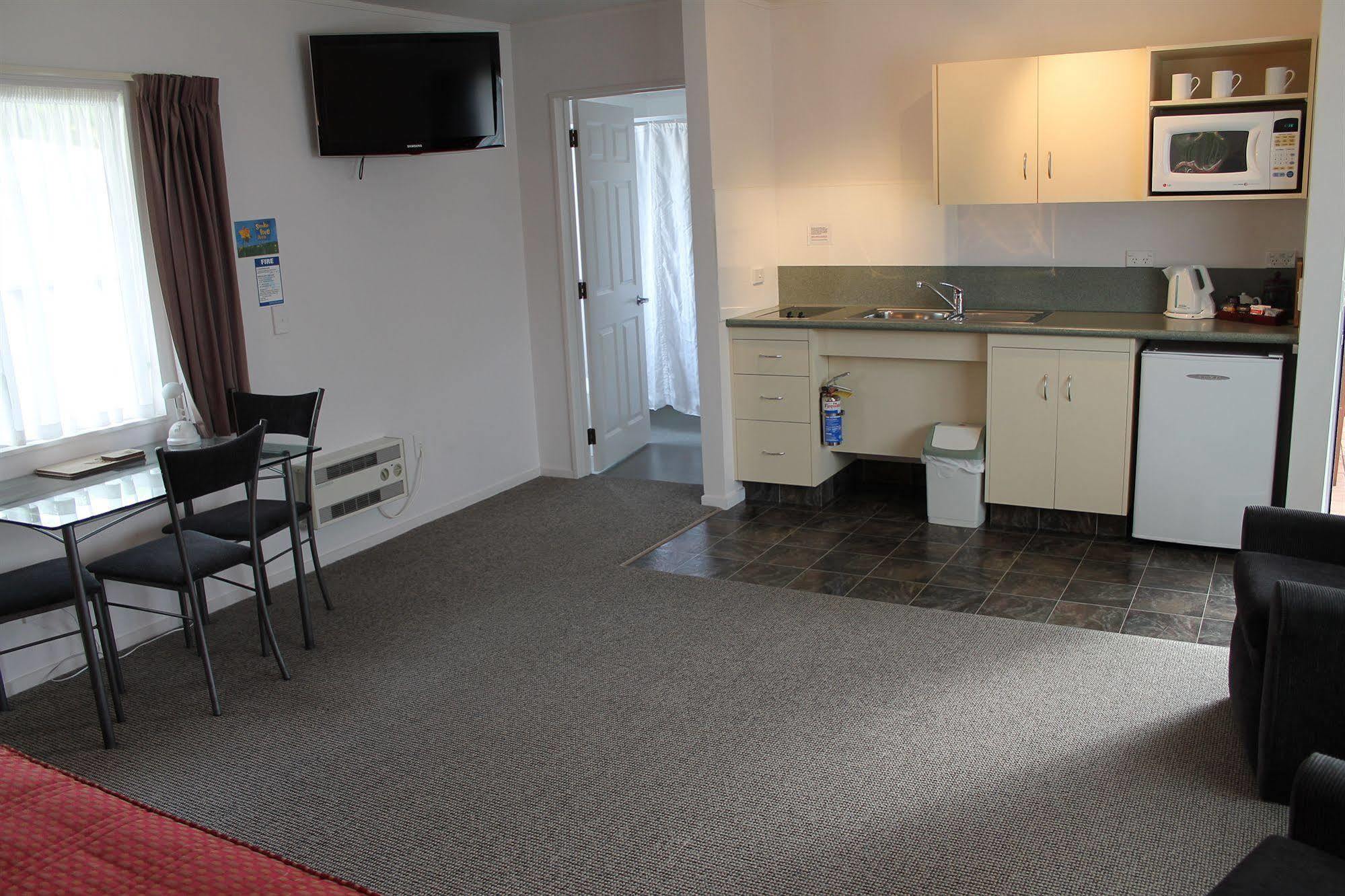 Riverview Motel Whanganui Ngoại thất bức ảnh